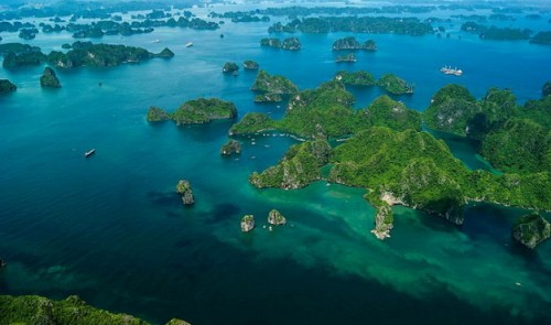 Vietnam’s Ha Long Bay becomes ‘green heaven’ in photos taken from seaplane