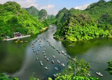 Peaceful autumn at the Trang An World Natural Heritage site