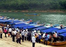 Vietnam province to readjust admission fees after hike