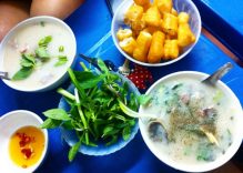 Breakfast in the Old Quarter: pig’s offal porridge