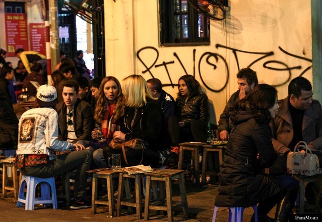 Hanoi to lift midnight curfew for tourists to have fun